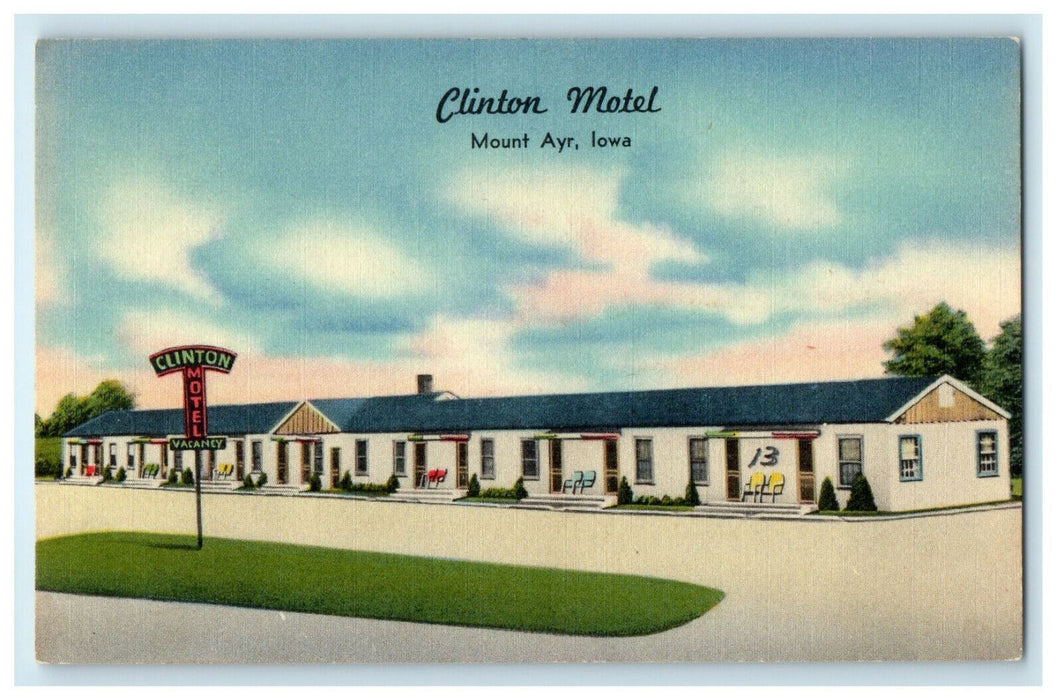 c1940s Clinton Motel Mount Ayr Iowa IA Unposted Vintage Postcard