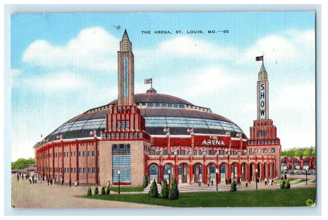 1946  Street View Of The Arena Building St. Louis Missouri MO Vintage Postcard