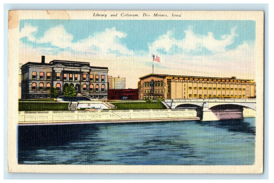 c1940s Library and Coliseum, Des Moines Iowa IA Unposted Vintage Postcard