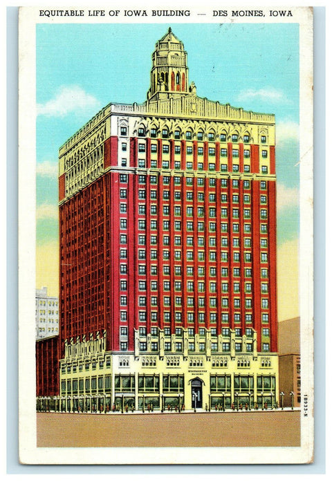 1948 Equitable Life of Iowa Building Des Moines Iowa IA Seymour IA Postcard