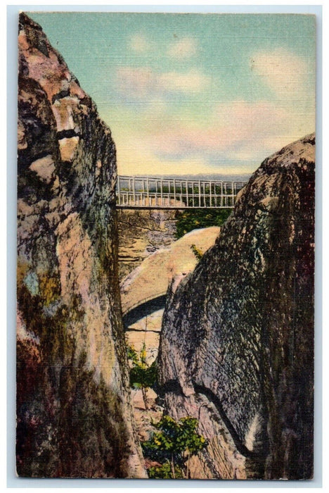 1951 Rock Formation Rock City Gardens Lookout Mountain Tennessee TN Postcard