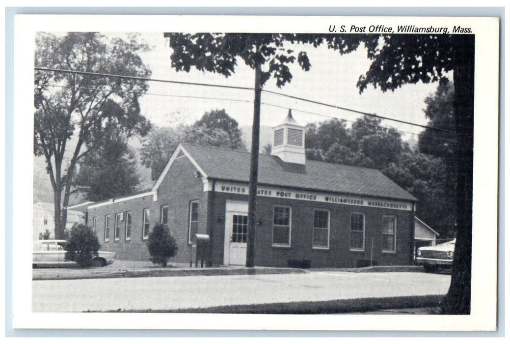 View Of U.S. Post Office Williamsburg Massachusetts MA Unposted Vintage Postcard