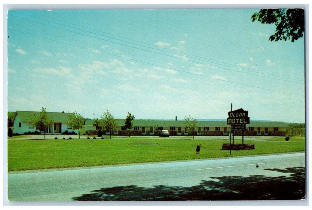 1960 Olson Motel Miles West Hotel Exterior Field Silver Creek New York Postcard