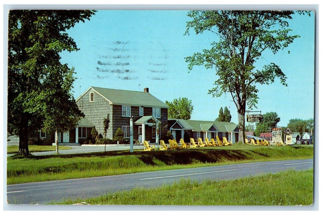 1961 Am-Can Motel Bridge Road Exterior Building Rouses Point New York Postcard
