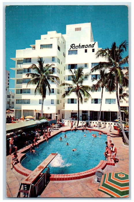 c1960 New Richmond Hotel Swimming Pool Exterior Miami Beach Florida FL Postcard