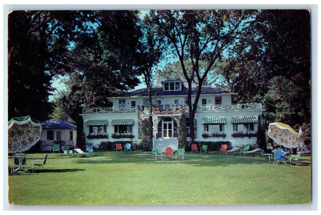 c1950 Somerset Lodge Restaurant Grounds Chairs Umbrella Williams Bay WI Postcard