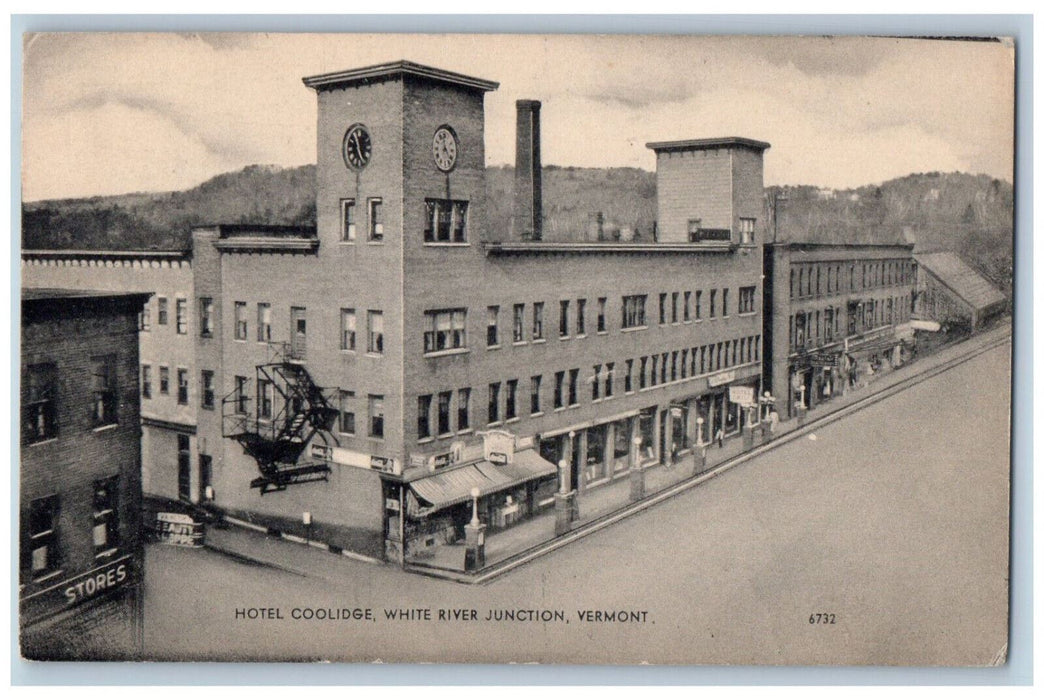 1953 Hotel Coolidge White River Junction Vermont VT Vintage Postcard