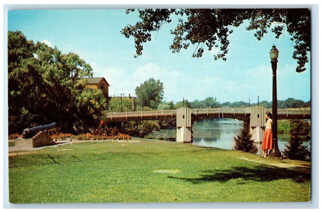 c1960's Looking ACross The Thames River From Tecumseh Park Canada Postcard