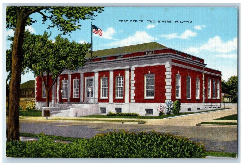 c1940 Post Office Building Outside View Two Rivers Wisconsin WI Vintage Postcard