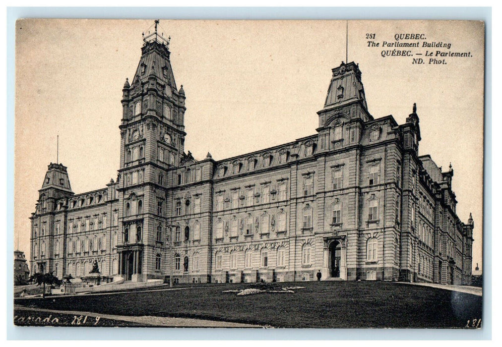 c1910 The Parliament Building of Quebec Canada CA Foreign Unposted Postcard