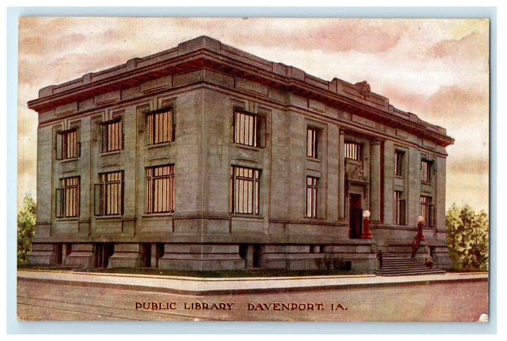 c1910's Davenport Iowa IA, Public Library Street View Unposted Antique Postcard