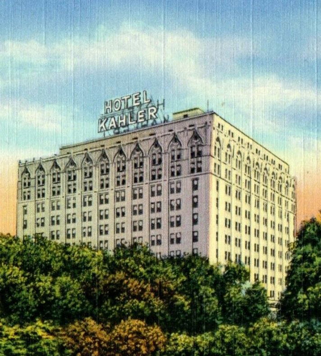 c1940's View Of Mayo Clinic And Hotel Kahler Rochester Minnesota MN Postcard