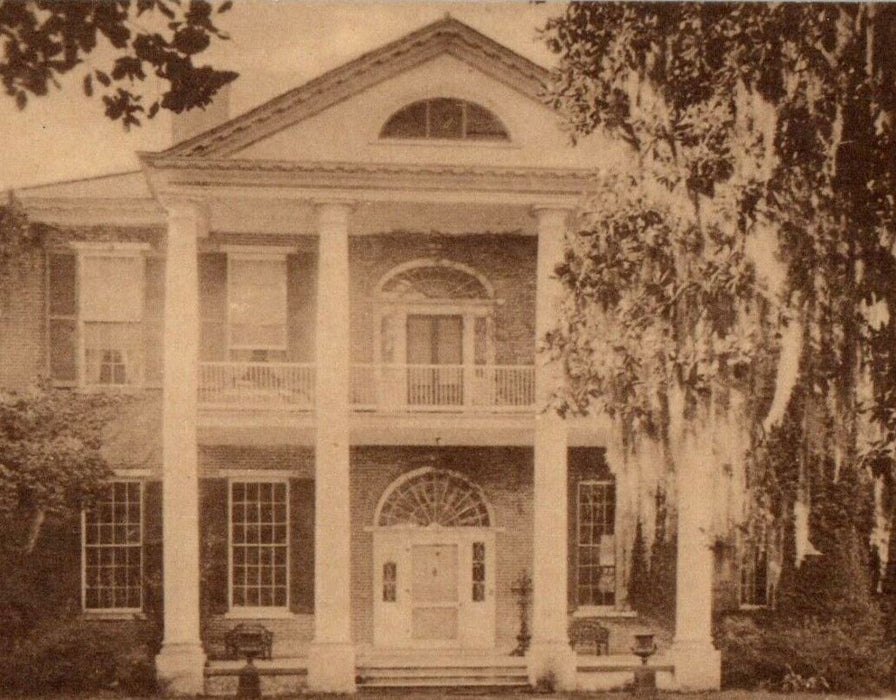 c1940's Natchez Mississippi MS, Arlington Mrs. Hubert Barnum Vintage Postcard