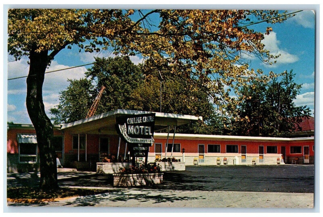 c1960's College Castle Motel Greencastle Indiana IN Unposted Vintage Postcard'
