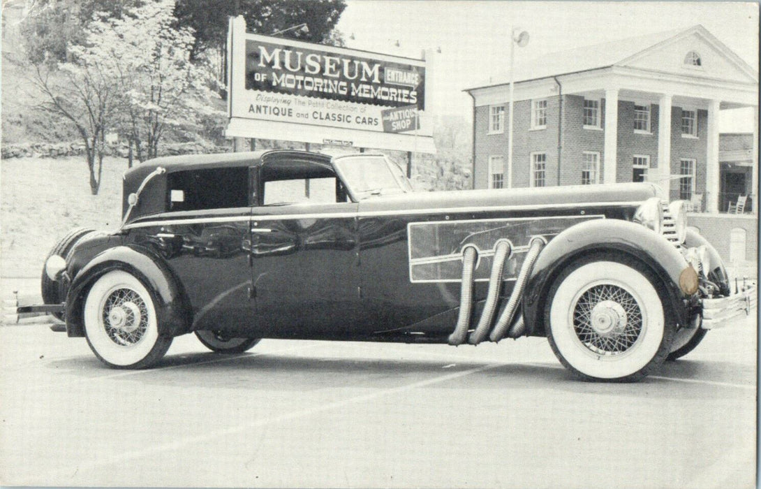 c1940 Pettit's Museum of Motoring Memories, Natural Bridge, Virginia VA Postcard