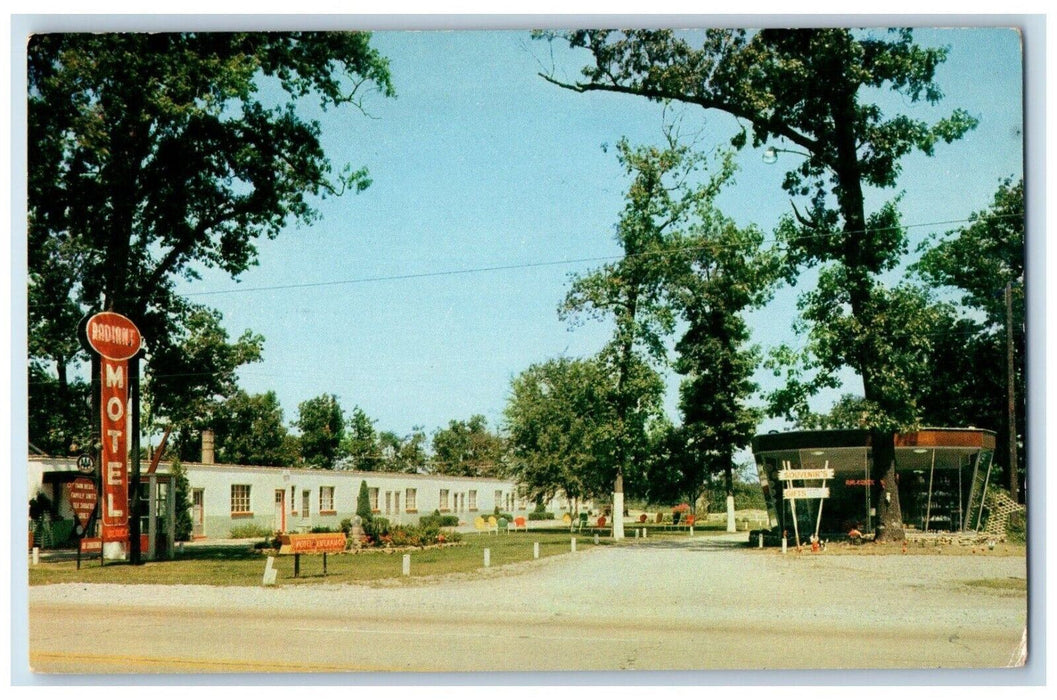 c1960's Radiant Motel Roadside Dyer Indiana IN Unposted Vintage Postcard