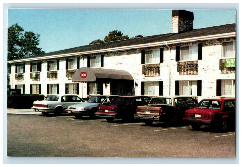 c1950s Heritage Inn Motel, Watertown Wisconsin WI Vintage Unposted Postcard
