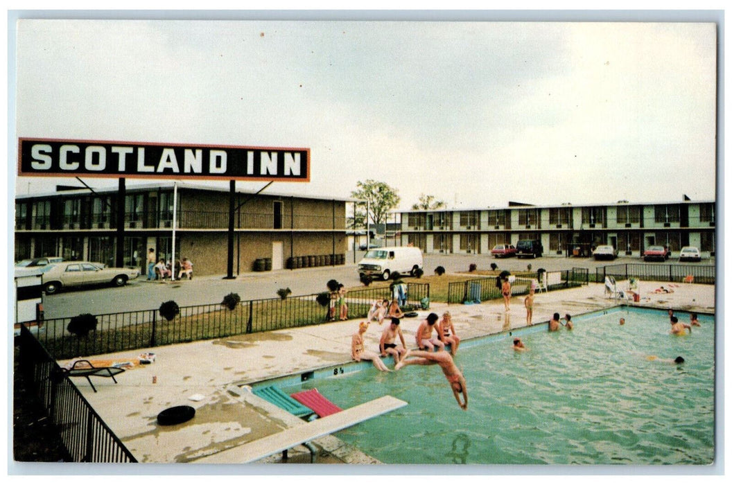 c1960's Swimming Pool Scene Scotland Inn Georgetown Kentucky KY Postcard