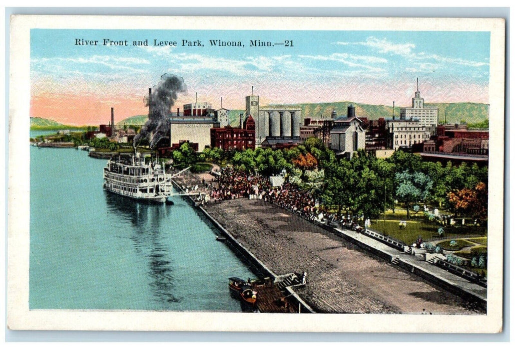 c1920 River Front Levee Park Steamer Dock Pier Winona Minnesota Vintage Postcard
