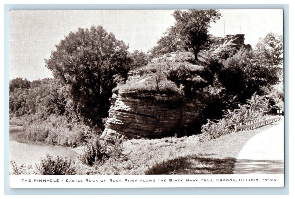 Oregon Illinois IL, Pinnacle Castle Rock River Along Black Hawk Trail Postcard