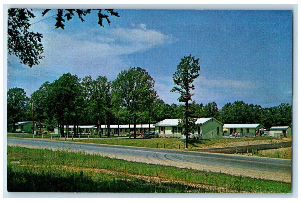 c1950's View Of Circle Drive Motel Osage Beach Missouri MO Vintage Postcard