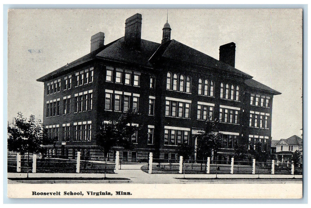 c1910 Roosevelt School Virginia Minnesota MN Unposted Antique Postcard