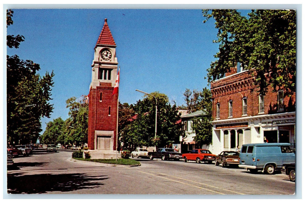 c1950's War Memorial and Town Clock Niagara On The Lake Ontario Canada Postcard