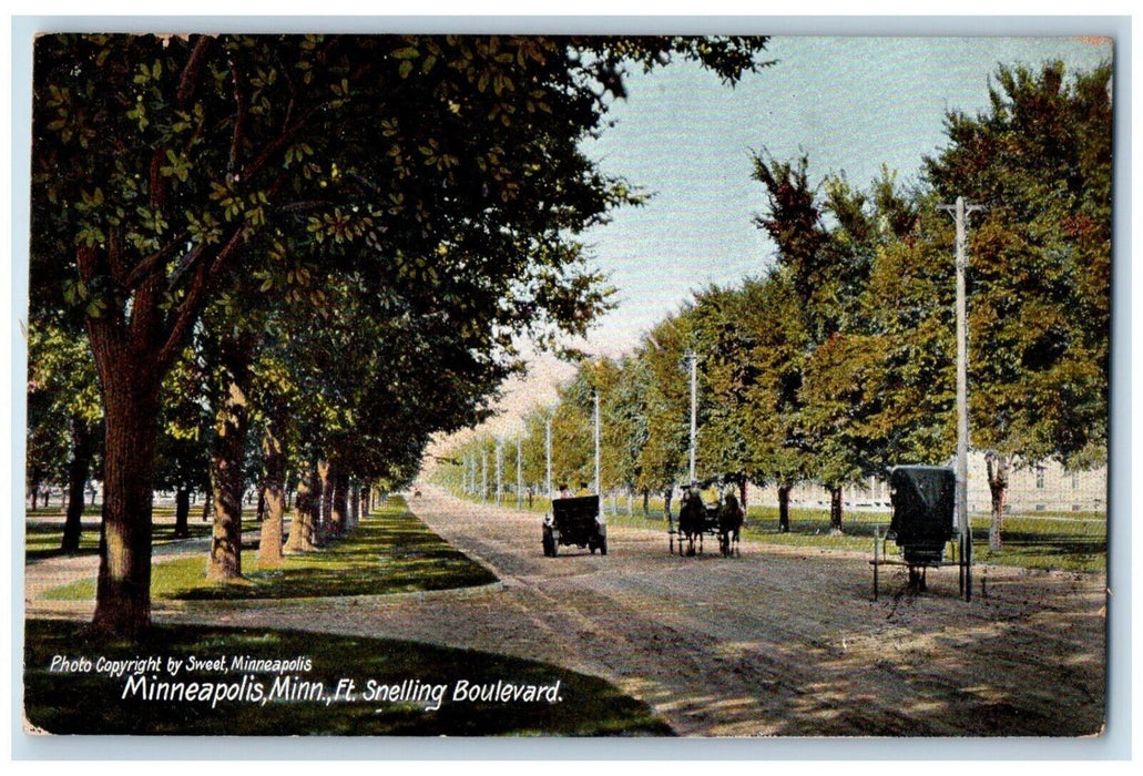 1907 Snelling Boulevard Carriage Street Minneapolis Minnesota Vintage Postcard