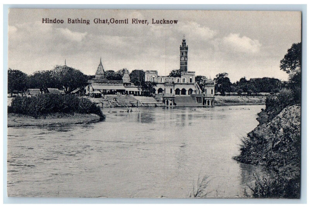 c1910's Hindoo Bathing Ghat Gomti River Lucknow India Unposted Antique Postcard