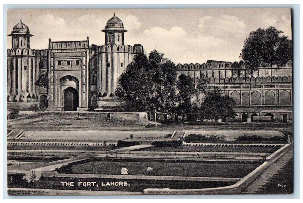 c1910's The Fort Lahore India, Red Sandstone White Trimming Antique Postcard