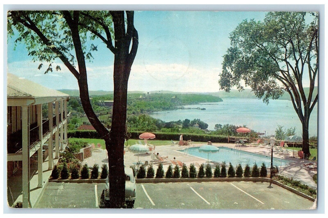 1959 Peekskill Treadway Inn And Restaurant Pool Peekskill New York NY Postcard