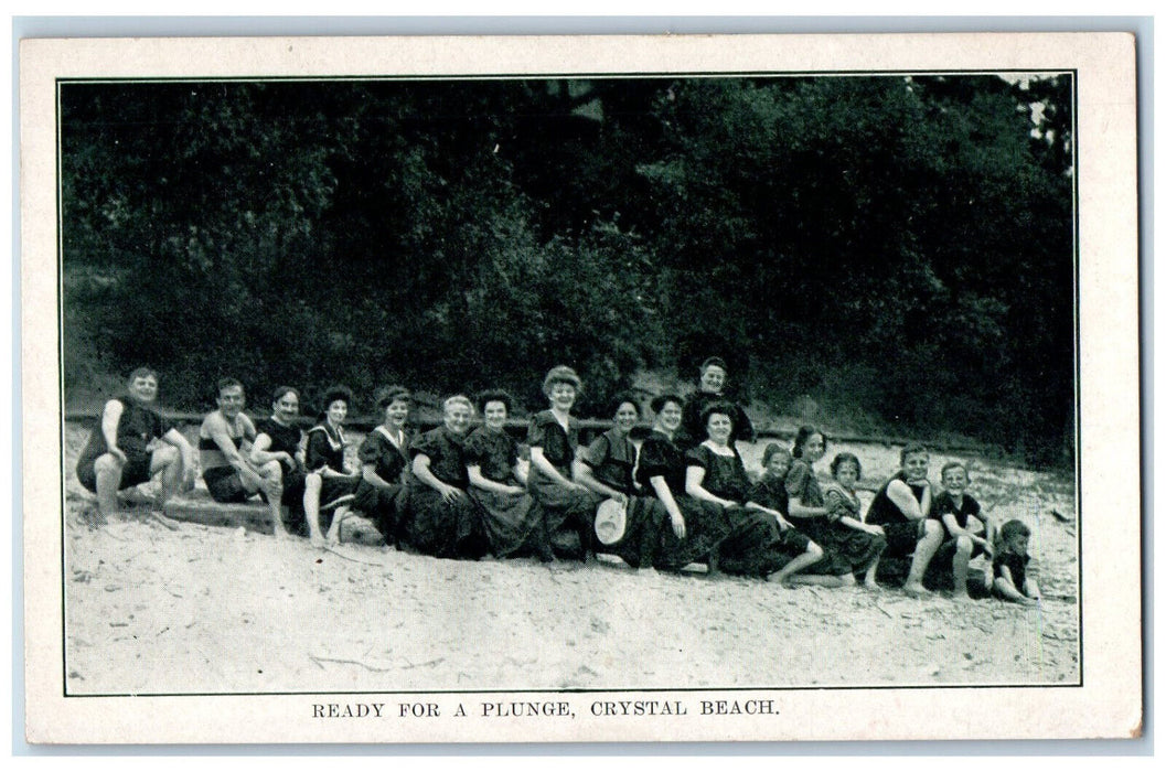 c1940's Picture of People Ready for a Plunge Crystal Beach Canada Postcard