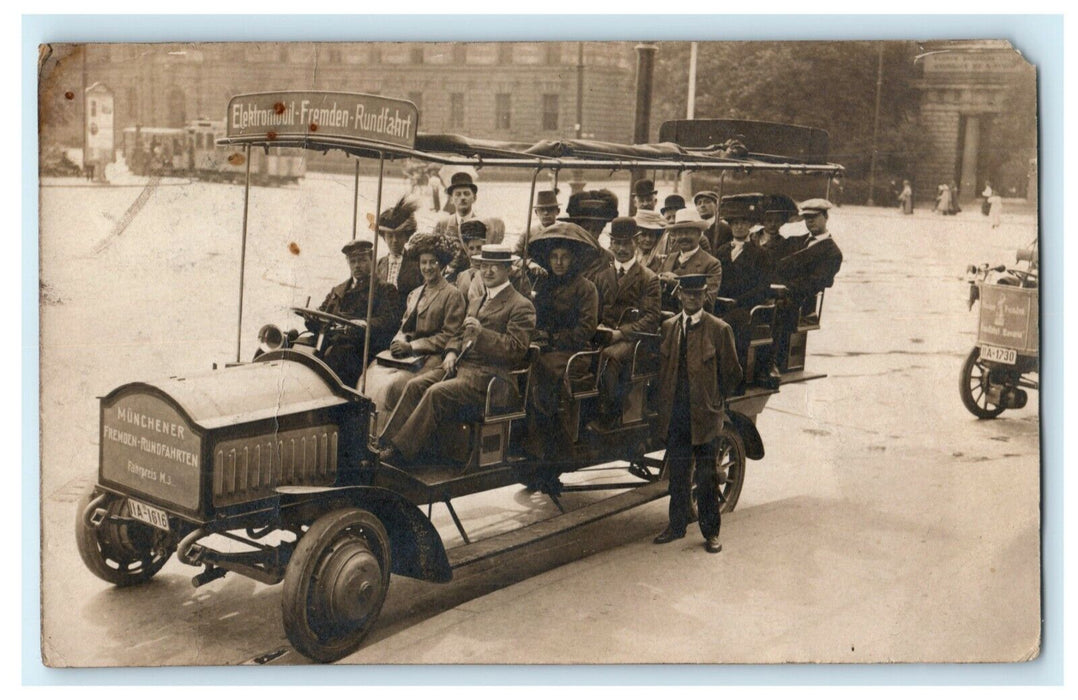 c1910 Munchener German Tour Bus Munich Tourists Victorian RPPC Photo Postcard