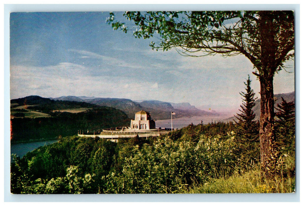 c1950s Vista House at Crown Point, Columbia River Highway of Oregon OR Postcard