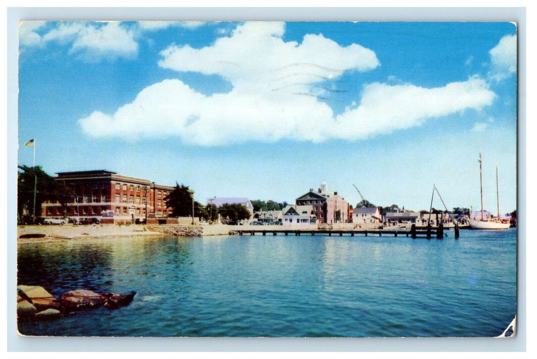 Woods Hole MA, Oceanographic Institution Marine Biological Laboratory Postcard