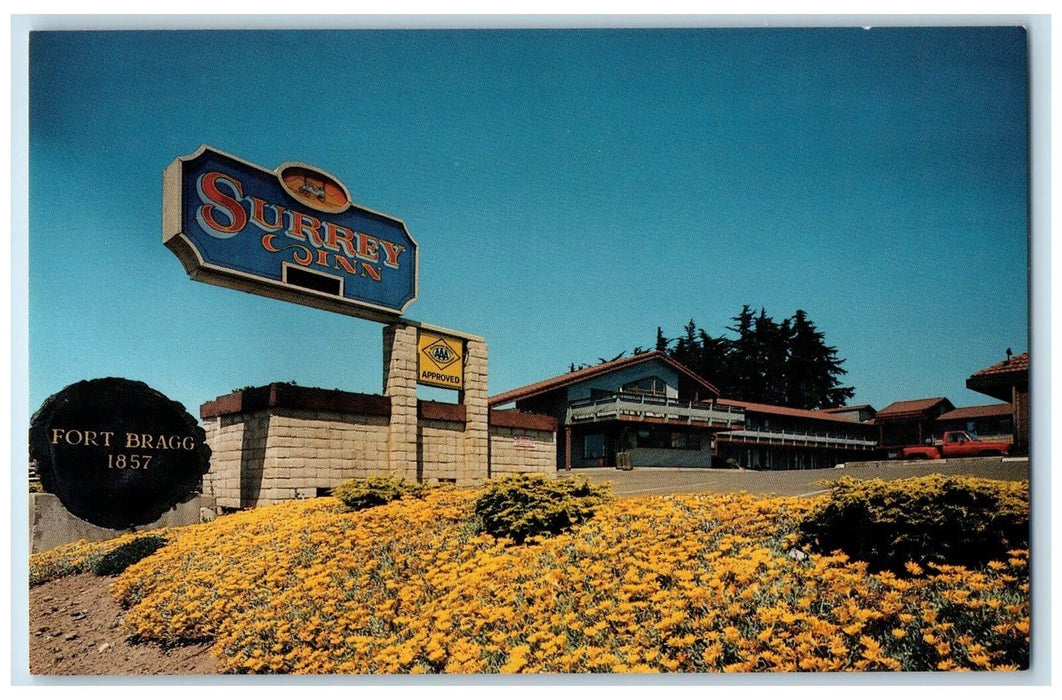 c1950's Surrey Inn Ocean View Rooms Family Restaurant Fort Bragg CA Postcard