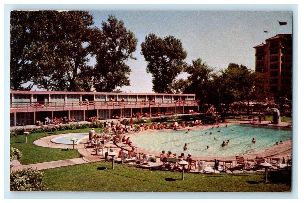 1954 View Of Edgewater Beach Hotel Chicago Illinois IL Vintage Postcard