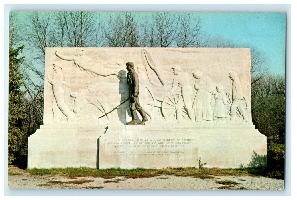 Vincennes Indiana IN, Abraham Lincoln Monument On Banks Of Wabash River Postcard