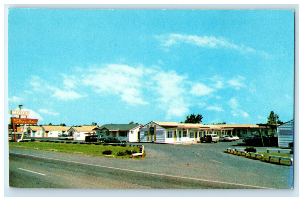 c1960s New Shasta Motel, 4009 10th Avenue So. Great Falls Montana MT Postcard