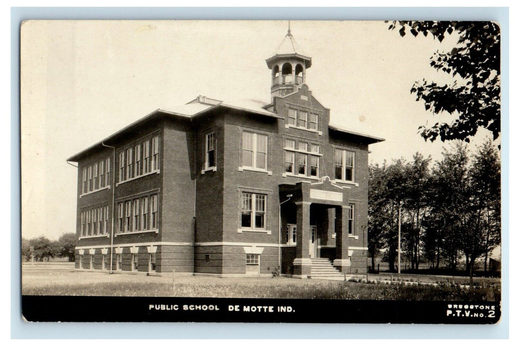 Public School Building De Motte Indiana IN RPPC Photo Unposted Vintage Postcard