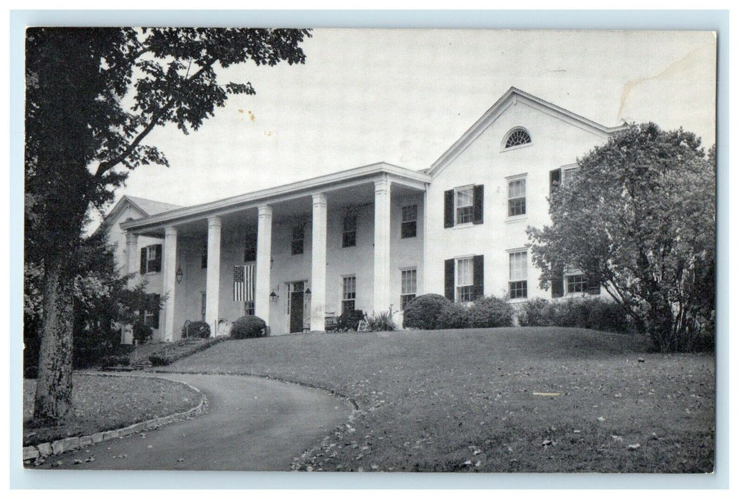 c1940's The General Lewis Inn Lewisburg West Virginia WV Vintage Postcard