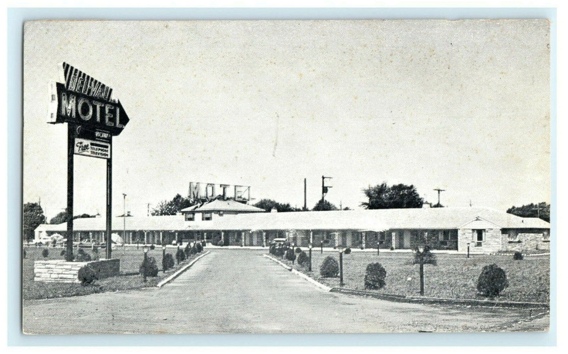 Del-Val Motel Bristol Pennsylvania Turnpike Interchange No. 29 Vintage Postcard