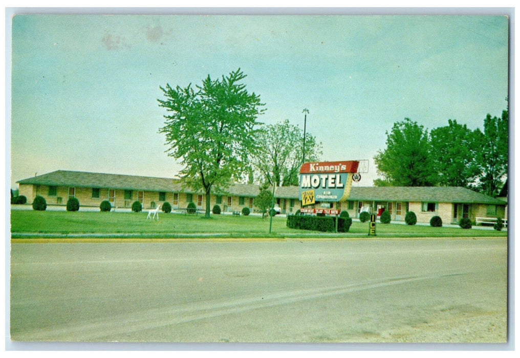 c1950's Kinney's Motel West Edge of Dublin Indiana IN Vintage Postcard