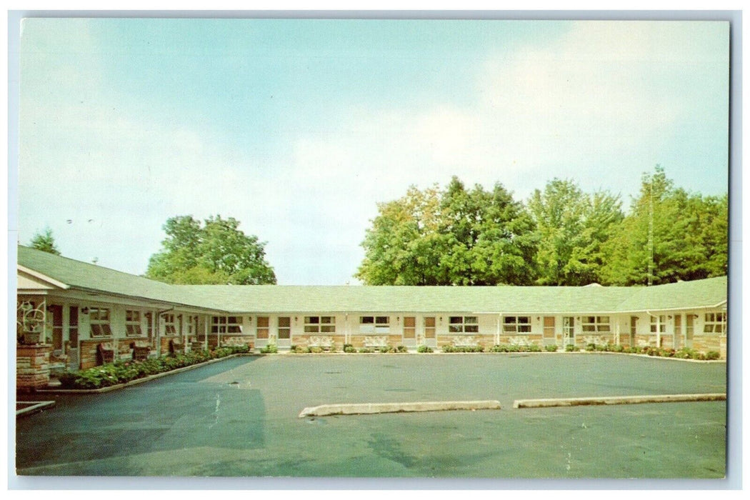 c1960 Palm Gardens Motel Restaurant Exterior Building Gowanda New York Postcard