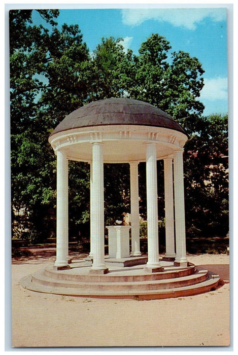 c1960 Old Well University North Carolina Chapel Hill North Carolina NC Postcard