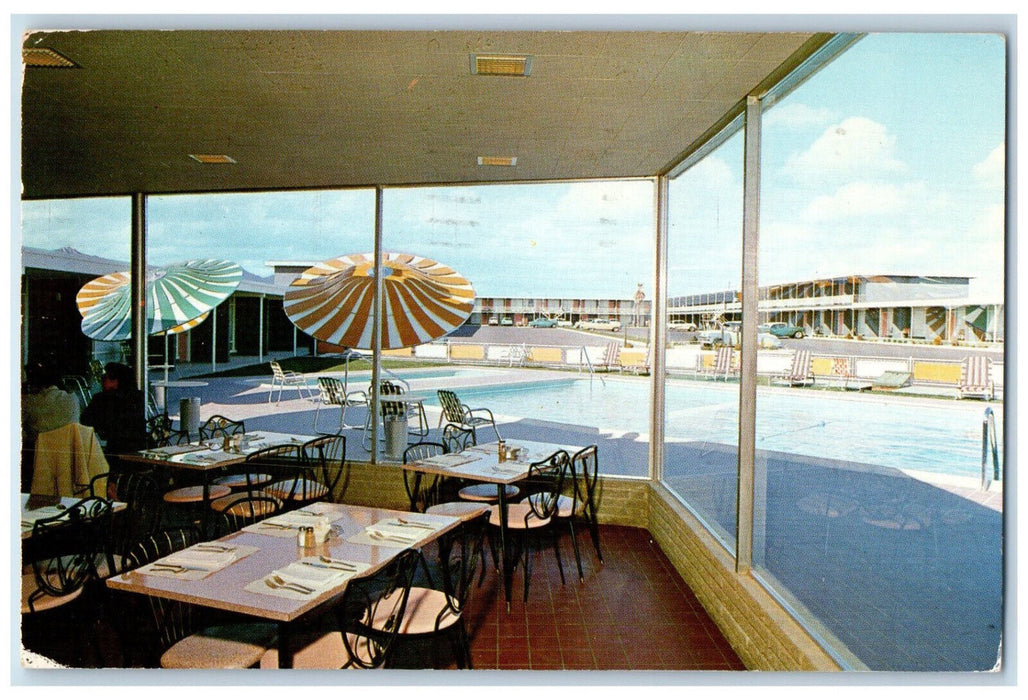 1965 Hiway House E. Montana Avenue El Paso Texas TX Vintage Posted Postcard