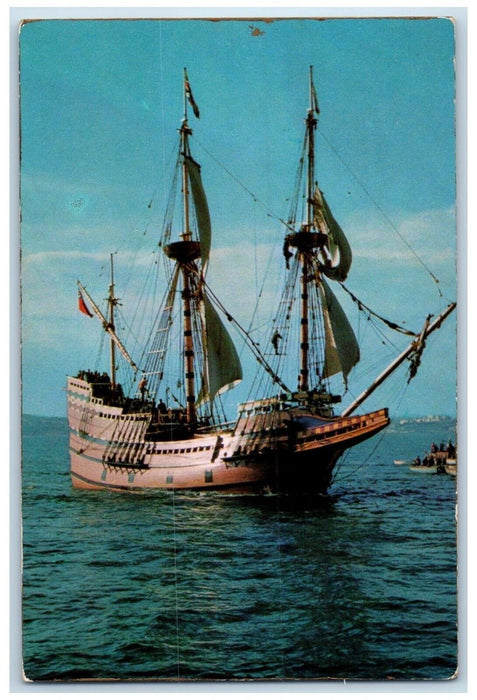Mayflower II Plimoth Plantation Eel River Plymouth Massachusetts MA Postcard
