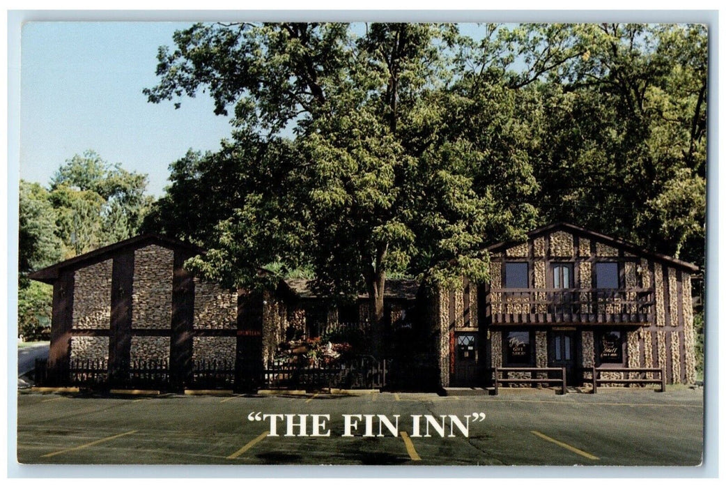 c1960 Fin Inn Aquarium Restaurant Great River Road Grafton Illinois IL Postcard