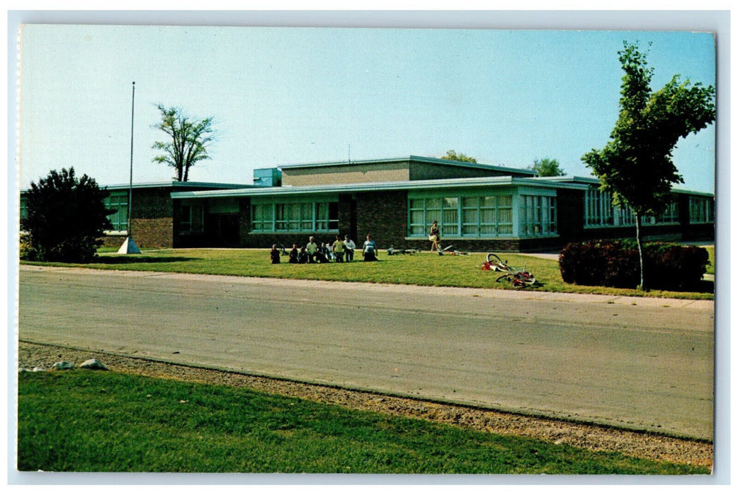 c1960's Princess Elizabeth School Orangeville Ontario Canada Postcard