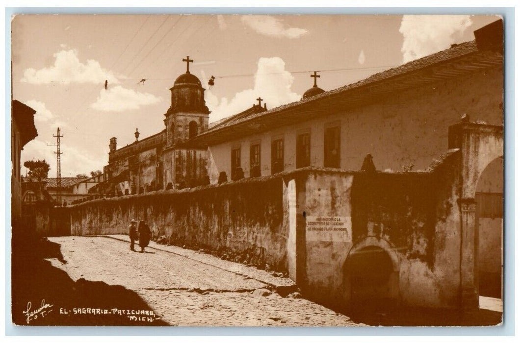 c1940 Temple De El Sagrario Catholic Church Patzcuaro Mexico RPPC Photo Postcard